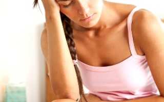 Почему болит голова в первый день начала месячных? Узнайте причины и советы