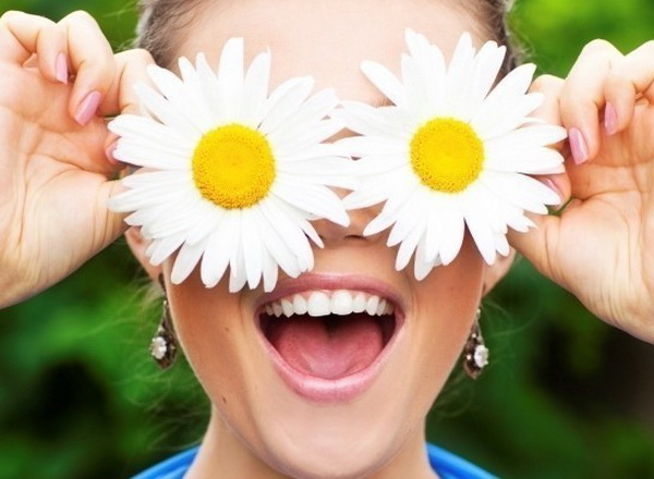 Девушка с цветами