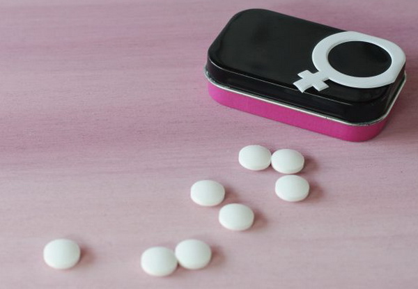 лекарства в таблеточнице