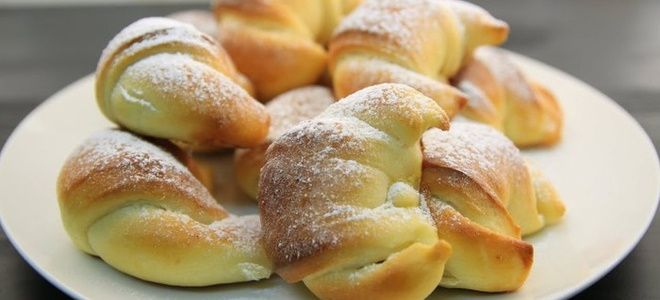 рогалики с творогом из дрожжевого теста рецепт рогалики с творогом из дрожжевого теста рецепт