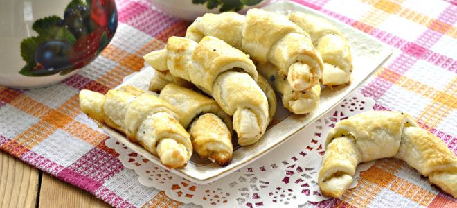 рогалики из слоеного теста с творогом рогалики из слоеного теста с творогом