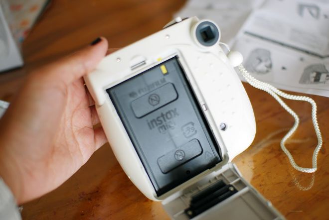 Как пользоваться фотоаппаратом мгновенной печати Как пользоваться фотоаппаратом мгновенной печати