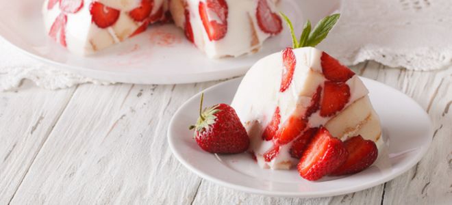 клубничный желейный торт клубничный желейный торт