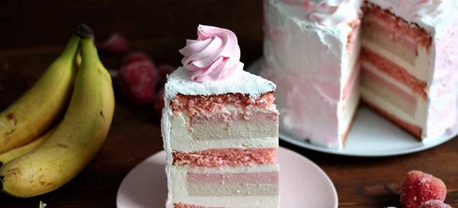 клубнично банановый торт клубнично банановый торт