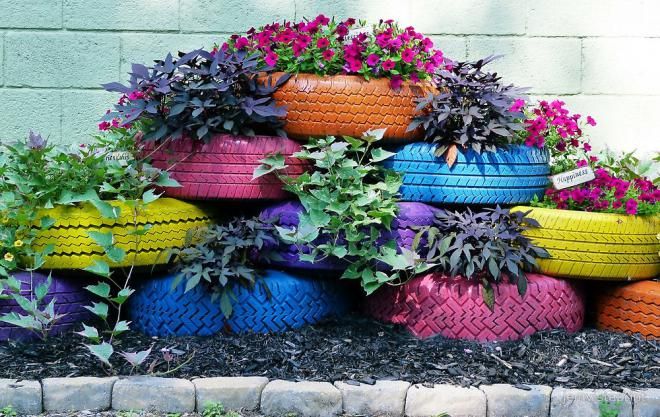 Многоярусная клумба для цветов Многоярусная клумба для цветов