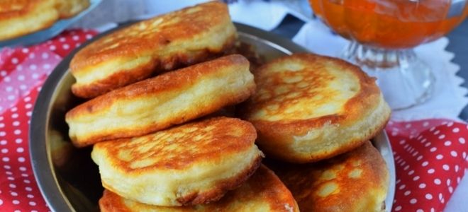 фото1 рецепт вкусных оладий на кефире