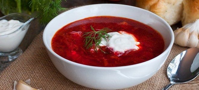 борщ со свеклой и свежей капустой борщ со свеклой и свежей капустой