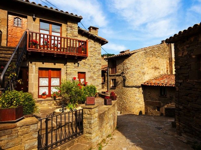 Деревянные окна на балкон Деревянные окна на балкон