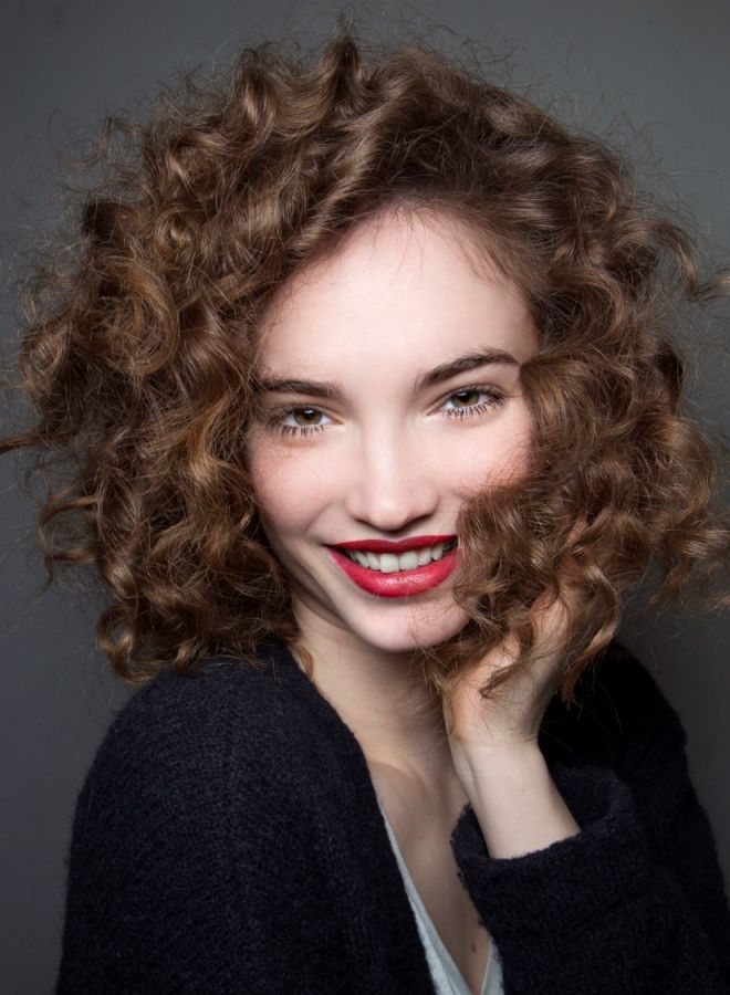 Кудри на средние волосы без челки раз Кудри на средние волосы без челки раз