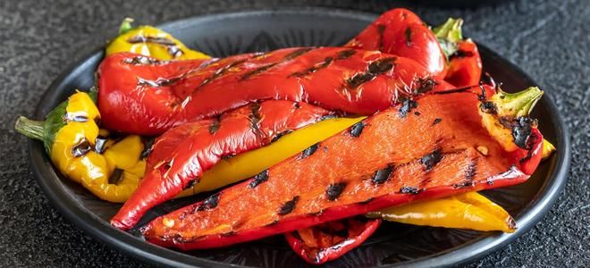 как запечь болгарский перец в духовке как запечь болгарский перец в духовке