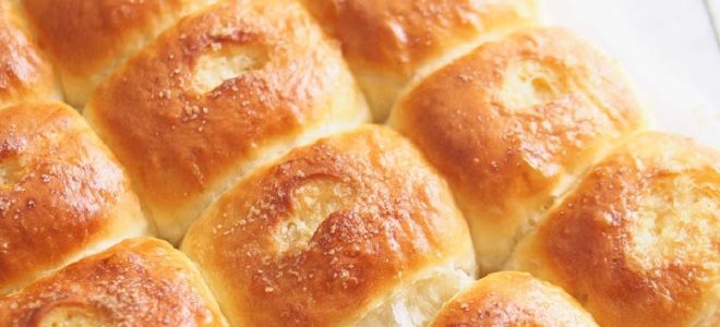 сдобные булочки с сахаром сдобные булочки с сахаром