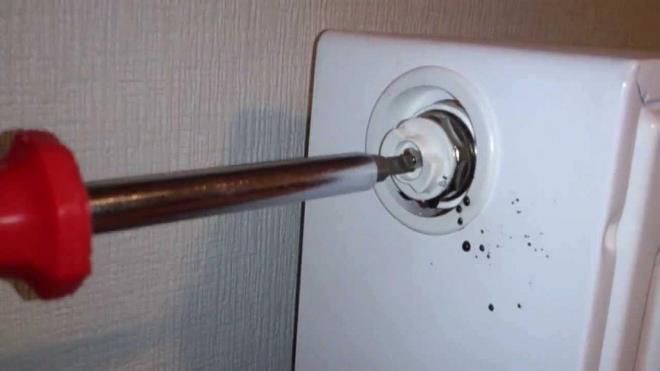 как открыть кран Маевского без ключа как открыть кран Маевского без ключа