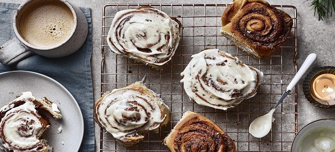 сдобные булочки с корицей сдобные булочки с корицей