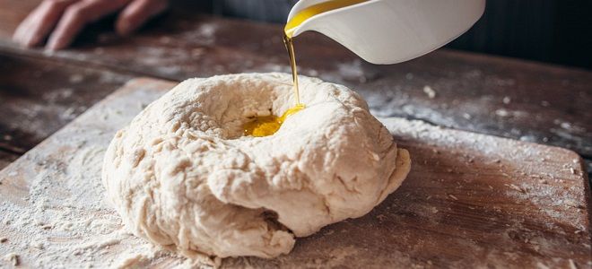 дрожжевое тесто для пиццы с оливковым маслом дрожжевое тесто для пиццы с оливковым маслом