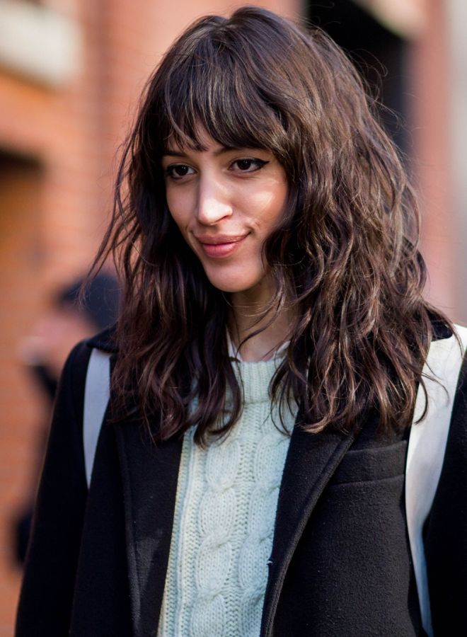 Кудри на средние волосы с челкой раз Кудри на средние волосы с челкой раз