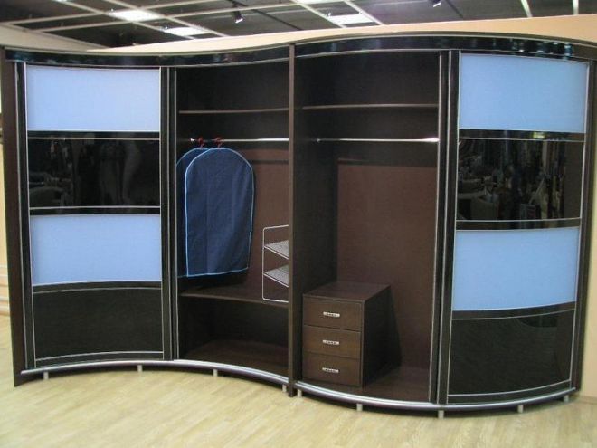 Радиусные встроенные шкафы купе Радиусные встроенные шкафы купе