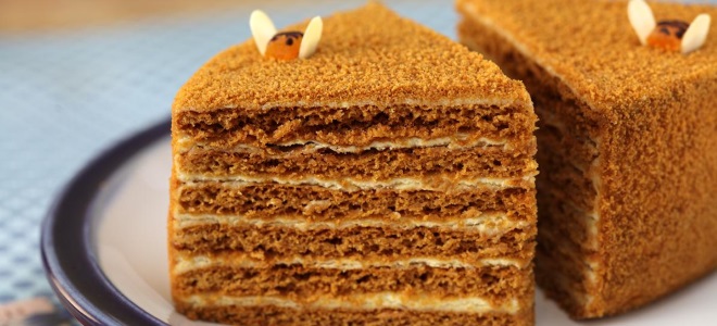 карамельный медовик