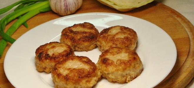 мясные котлеты с капустой