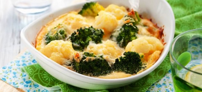 запеканка из брокколи и цветной капусты