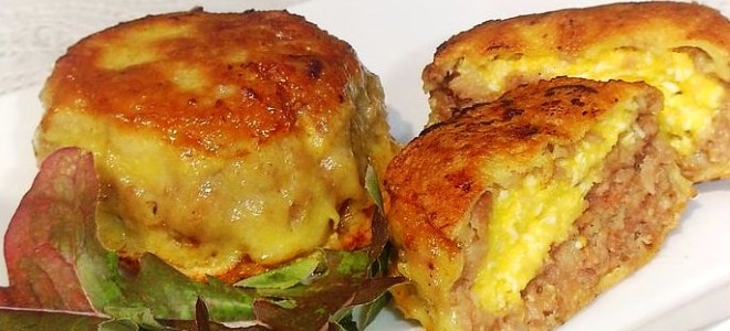 зразы с яйцом